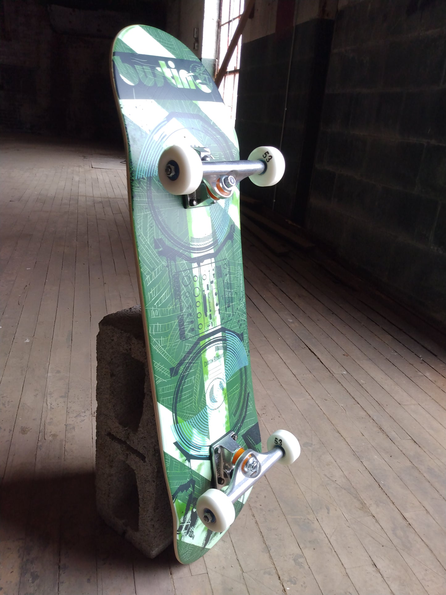 "Green Line" Bustin StreetFace